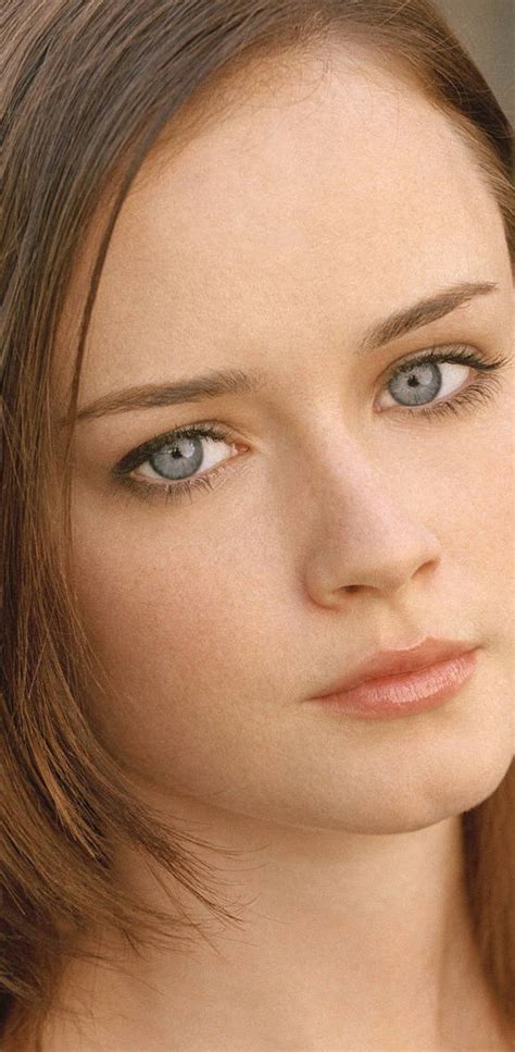 X Resolution Alexis Bledel Wallpapers Free Download X Resolution Wallpaper