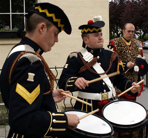 The Royal Scots Dragoon Guards Scotland Kilt British Uniforms Drum
