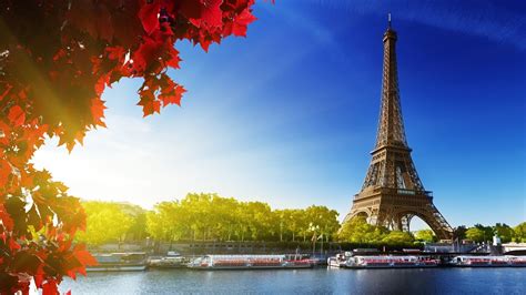 Eiffel Tower Paris France Autumn Wallpaper