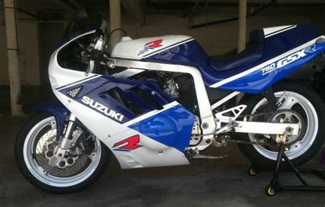 Travelling wordpress theme by themespride. 1988 Suzuki GSXR 750 Slingshot Very Rare.