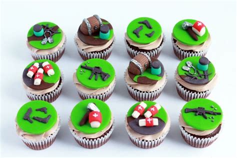 Ideas de decoración para Fiesta Fortnite. cupcakes | Cupcakes for boys, Birthday cupcakes, Deco ...