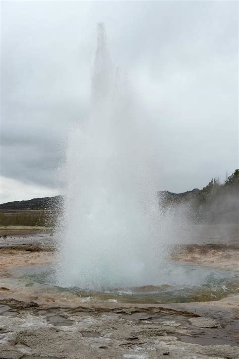 Geyser Erupting Photograph By Dr P Marazziscience Photo Library