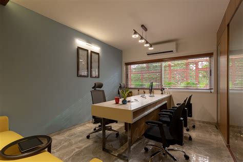 Conventional Style Corporate Office Interior Akash Architect The