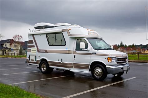 Used 2000 Chinook Concourse Xl Model 21ft Class B Rv Rvs For Sale