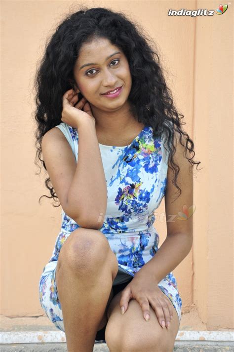 Priyanka Photos Tamil Actress Photos Images Gallery Stills And Clips
