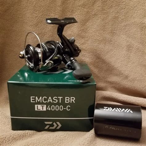 DAIWA EMCAST BR Lt4000 C Bite Run Spinning Reel Brand New In Box