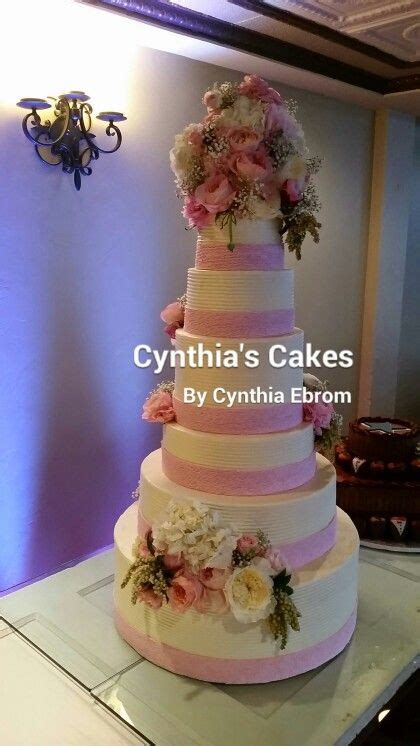 Vintage 600 Piece Wedding Cake Created By Cynthias Cakes In Edinburg