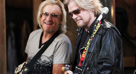Tragic details about john belushi explained. Joe Walsh & Daryl Hall Once Played "Life's Been Good" And ...