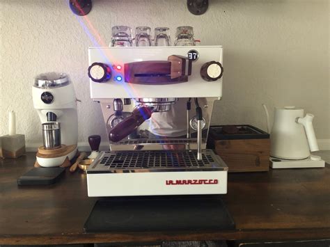 La marzocco's gs3 espresso machine is designed for the passionate espresso enthusiast who knows the only way to be satisfied is to invest in one of the best machines available. La Marzocco Linea Mini User Experience - Page 87