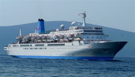 Filepassenger Ship In The Bay Of Kotor Wikimedia Commons