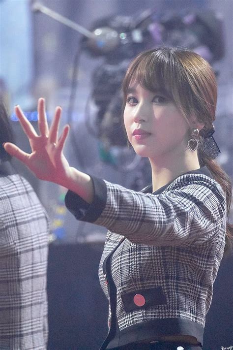 Pin On Mina 미나 Myoui Mina 名井 南 Twice