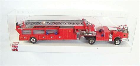 Ho Busch 1968 American Lafrance Fire Hook And Ladder Truck With Open