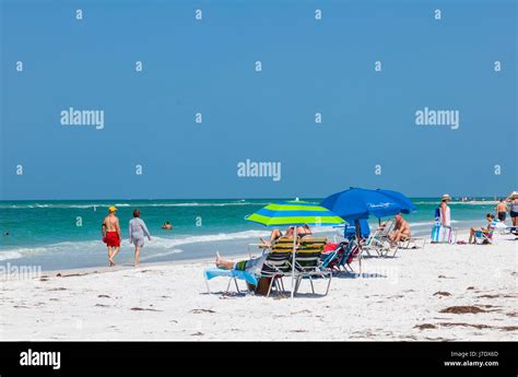 Lido Beach On The Gulf Of Mexico On Lido Key In Saraspta Florida Stock