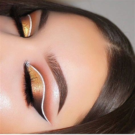 So Crisp 😍 Mmtmakeup Used Our White Liquid Liner In This Cut Crease