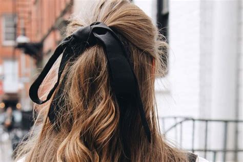 5 Hair Accessories To Dress Up Your Ponytail Hairstyle