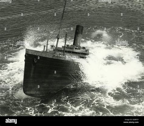Film Raise The Titanic 1980 Jerry Jameson Rms Titanic Stock Photo