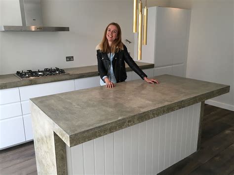 Concrete countertop solutions will be closed on thursday, 11/26. Walthamstow Polished Concrete Kitchen Worktop - IN-SITU ...