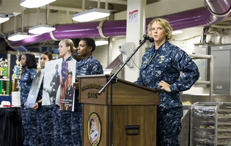 us navy s first female carrier co will command uss abraham lincoln defense brief