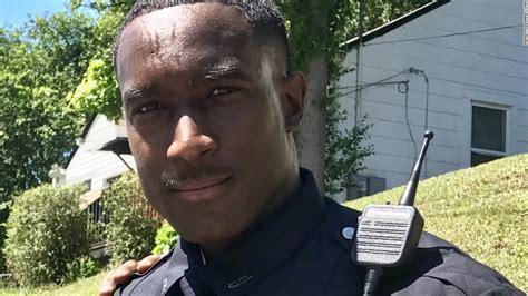 Shoplifting Girl Sparks Compassion From Atlanta Police Officer Cnn