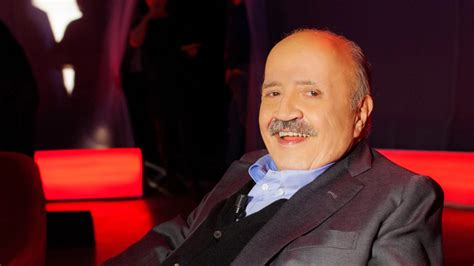 Настоящее имя he led for 27 years by teatro parioli of rome the maurizio costanzo show , a very popular talkshow in which the musician and comedian franco bracardi. Maurizio Costanzo Show - Programma TV