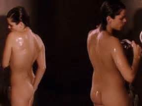 Cambell nude pics neve Neve Campbell