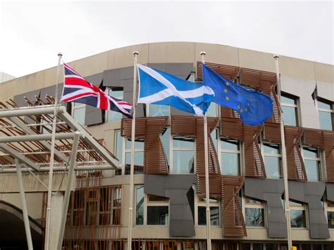 Can Scotland Leave The Uk And Remain In The Eu Centre On