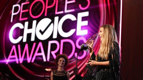 The Best Moments From The 2017 Peoples Choice Awards Coveteur