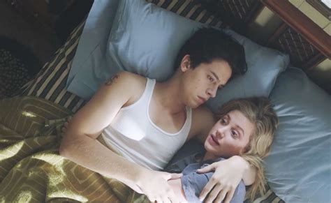 Lili Reinhart Verbally Confirms That Shes Dating Cole Sprouse Girlfriend