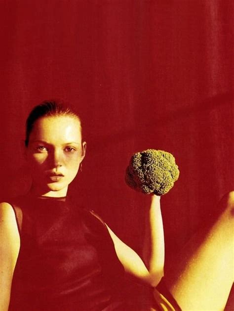 Wolfgang Tillmans Kate Moss Kate Moss Looks Retrato