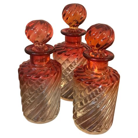 Vintage Style Hand Painted Roses Glass Perfume Bottle Bohemian Victorian Decor Free Shipping B