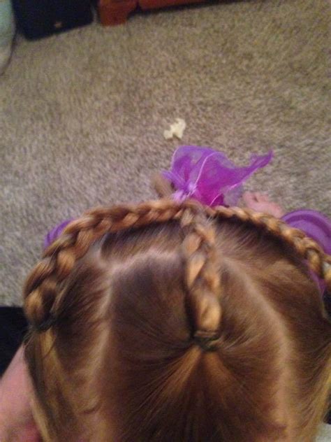 This Single Dad Couldn T Do His Daughter S Ponytail So He Went To Cosmetology School Huffpost
