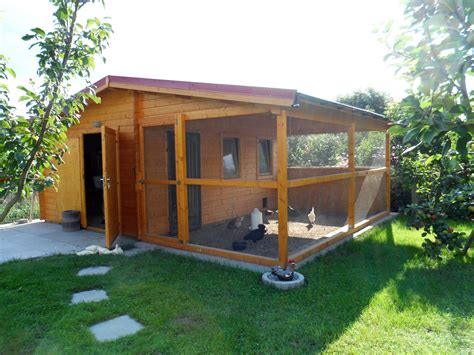Wenn sie ein gartenhaus selber bauen, sparen sie nicht nur teure handwerkerkosten, sondern haben auch unendlich viele gestaltungsmöglichkeiten. Gartenhäuser mal anders: 4 Ideen zur Zweckentfremdung ...