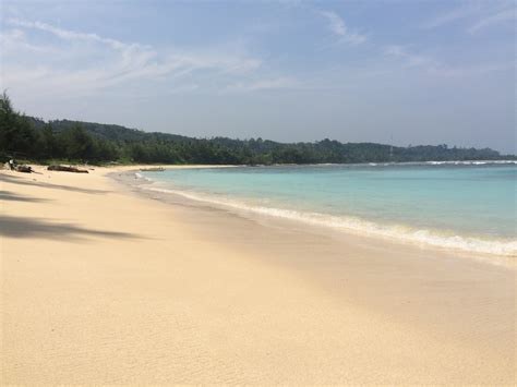 Pantai laguna samudra, bintuhan, bengkulu, indonesia. Kaur Punya Keindahan Panorama Wisata Pantai Laguna ...