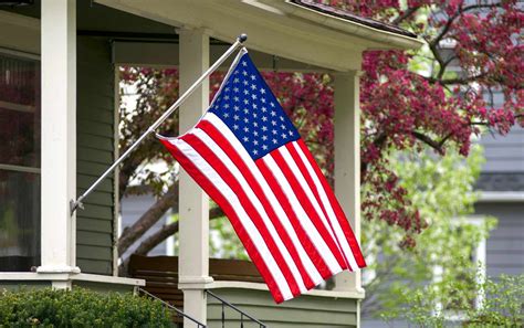 How To Display The American Flag Better Homes And Gardens