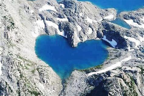 Top 30 Heart Shaped Lakes In The World Zdjęcia Jeziora Krajobraz