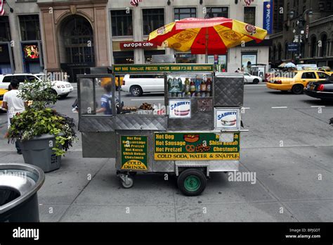 Hot Dog Stand Hi Res Stock Photography And Images Alamy