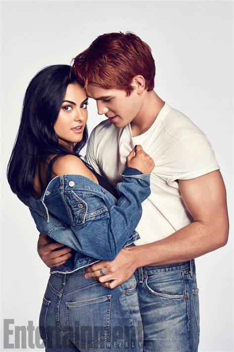 Riverdale Archie And Veronica More Sexual In Season 2