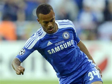 Ryan Bertrand Signs New Long Term Contract At Chelsea The Independent The Independent