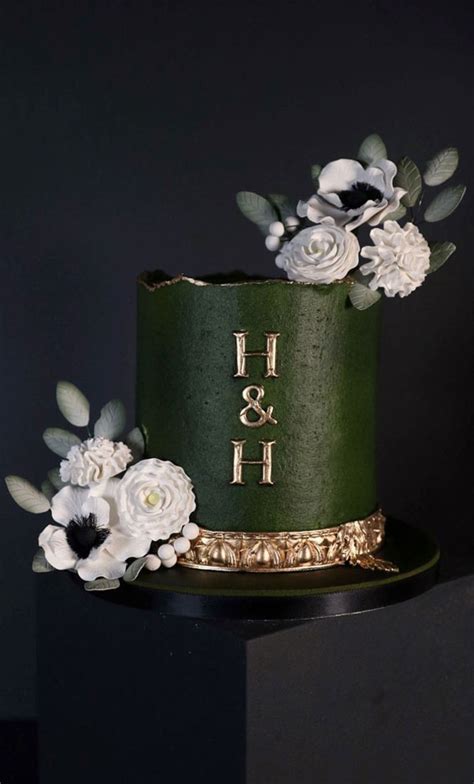 Beautiful Wedding Cake Trends Green Gold Cake