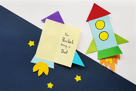 There are craft ideas that use paper, paint, printables, and more that kids of all ages will enjoy making. 18 Adorable Homemade Father's Day Cards for Kids To Make