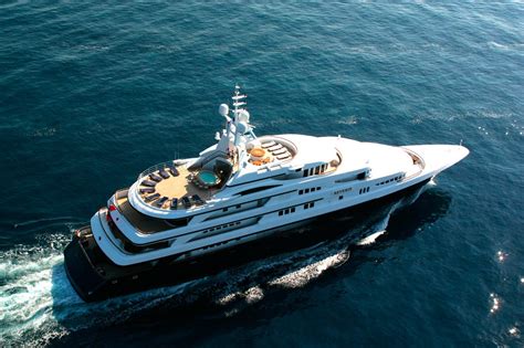 Freedom Yacht Charter Details Benetti Charterworld Luxury Superyachts
