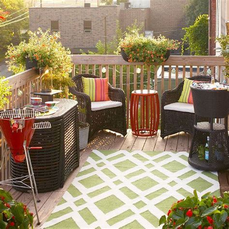 Small outdoor kitchens are as practical as they are fun. Small Porch Decorating Ideas | Small outdoor spaces, Porch ...