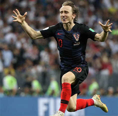 Kroatien weltmeisterschaft 2018 fußballtrikot kind mit eigenem namen. Kroatien-Star Luka Modric ist Europas Fußballer des Jahres ...