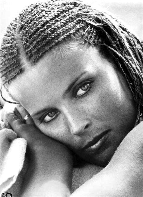 For five years after derek's death, bo remained single. FOTOS DE CINE: Bo Derek (biografia)