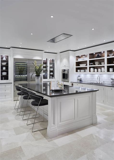 Kitchen Island Bespoke Kitchen Cabinets Tom Howley Luxury Kitchen
