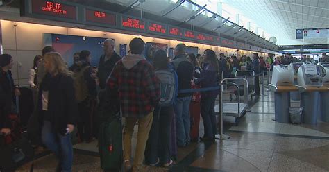 Airlines Offering Travel Waivers Ahead Of Wednesdays Storm Cbs Colorado