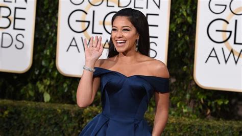 Gina Rodriguez Offers Her Golden Globes Dress To A Prom Bound Fan