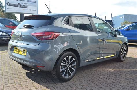 2020 20 Renault Clio 10 Tce 100 Iconic 5dr Petrol Manual In Grey