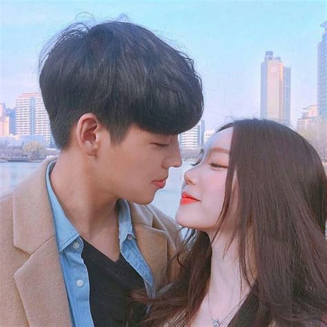 korean couple ulzzang kiss on the forehead korean couple ulzzang couple couples