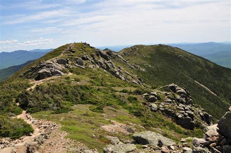 10 Best Places For Hiking In New Hampshire This Summer